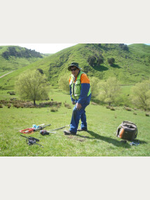 Figure 1. Craig Ross soil coring. Image: Carolyn Hedley